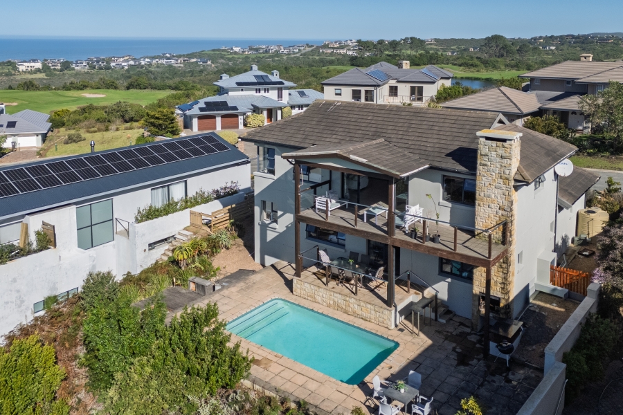 3 Bedroom Property for Sale in Pezula Golf Estate Western Cape